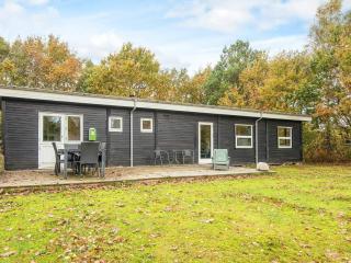 6 person holiday home in Ørsted-By Traum - 2
