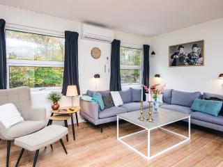 6 person holiday home in Ørsted-By Traum - 1