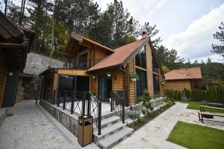 La Foresta Dilijan - Family & Friends Resort - 9