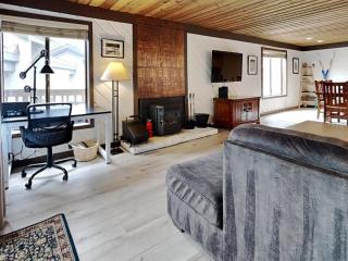 Slopeside Condo With Fireplace Snowbird 112 At 1849 Condos - 9