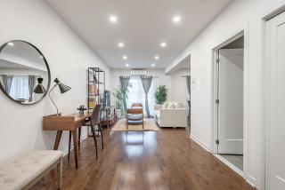 Modern 2BR - 2 Full Bathrooms - Trendy Griffintown - 2