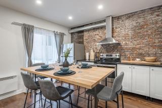 Modern 2BR - 2 Full Bathrooms - Trendy Griffintown - 7