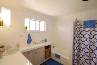 Family Retreat in Central Tenterfield - 6