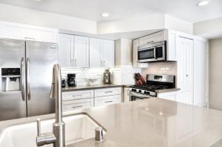 Ocean Viewsteps To Sandacground Floorparking - 2