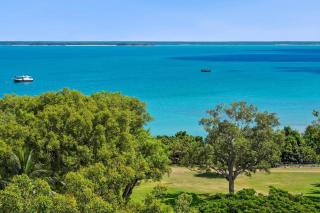 Resort Style Getaway 3BR with King Beds Pool - 6