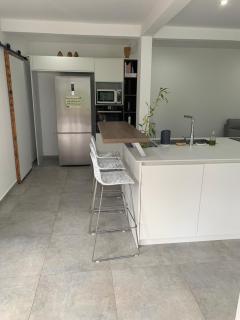 Bas de villa avec piscine - 6