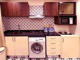 Hotel Majestic Inn - Madinat Khalifa - 8