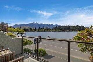 Lodges 1 - Lake Front - 5