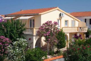 Apartment Vir 6 - 6