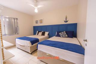 Apartamento no Guaruja a Poucos Passos da Praia - 1