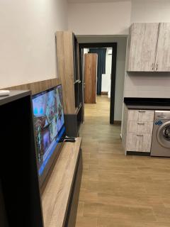 East Airport Apartments - 2