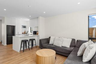 Sunny Somerfield Haven - 3