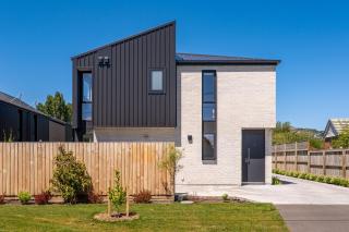 Sunny Somerfield Haven - 5