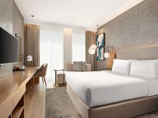 Mercure Dubai Gold District - 9