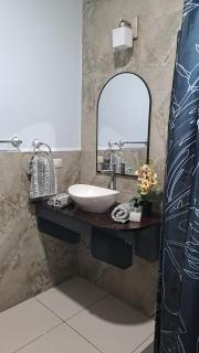 3 BDR Quiet and Secure Home- Views, Private Yard and Pool - 5