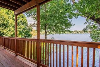 Lake Shore House - 2