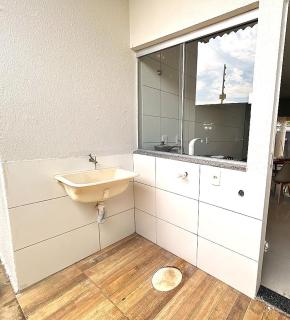 Casa 03 - Casa com 2 quartos, localizada próximo a rodoviária e aeroporto - 1