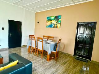 Résidence Cosy Fidjrossè, Appartement 2 Chambres - 5