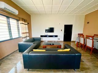 Résidence Cosy Fidjrossè, Appartement 2 Chambres - 4