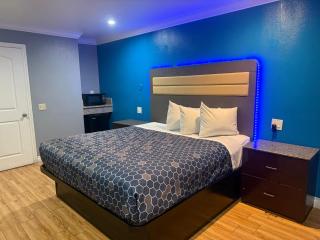 BELL RESORT MOTEL - 1