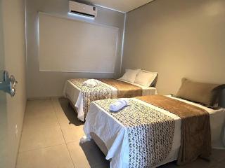 Casa 03 - Casa com 2 quartos, localizada próximo a rodoviária e aeroporto - 2