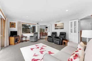 Breath of Style by Bespoke Stays - 2