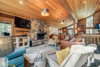 Free Ski Shuttle! Spacious Northstar Resort Cabin - 8