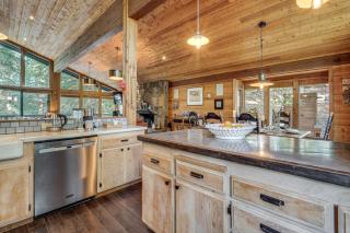 Free Ski Shuttle! Spacious Northstar Resort Cabin - 1