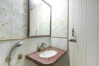 Hotel O RS Guest House - 3