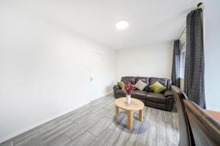 The Maynard Retreat 5 mins to Woolwich Arsenal - 7