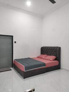 Aqilla Homestay Besut - 1