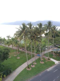 Coral Towers Holiday Suites - 5