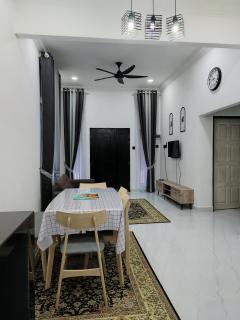 Aqilla Homestay Besut - 4