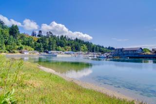 Whidbey Island Oasis Walk to Beach, Hot Tub, View - 8