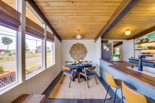 Whidbey Island Oasis Walk to Beach, Hot Tub, View - 5