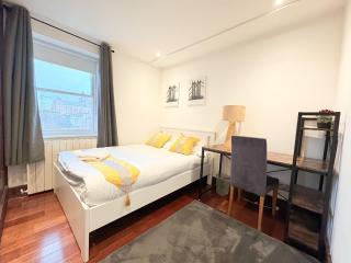 3 Bedroom Suites Kensington - 4