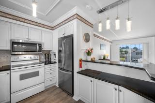 Carousel Suites -Redington Shores - 8