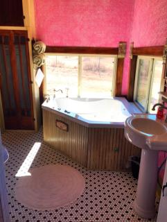 Charming Cottage Rental with Whirlpool Tub in Sharon, Oklahoma - 5