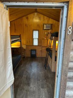 Cozy Cabin Surrounded by Nature in Nashville, Indiana - 8