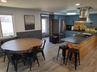 Wixom Lake / River and Game Room - 3