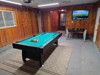 Wixom Lake / River and Game Room - 9