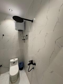 استديو فندقي انيق بدخول ذكي - 2