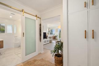 Sunrise Cove 2-Bed Apartment at Newport Beach - 5