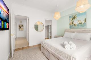 Spacious 2-Bed with Rooftop & BBQ Access - 1