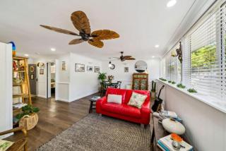 Beachfront Burleigh Getaway! - 3