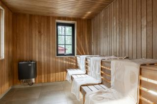 Modern House With Sauna And Mountain Views - 6