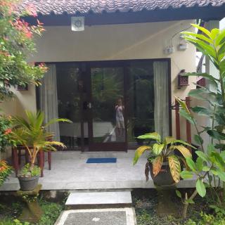 Mangosteen House - 8