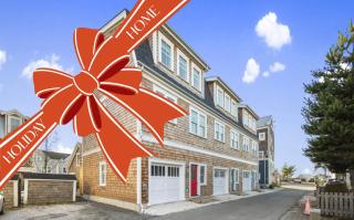 Land Ahoy by Seabrook Hospitality - 0