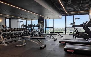 Free parking - 2 bed 2 bathroom modern apartment - 7