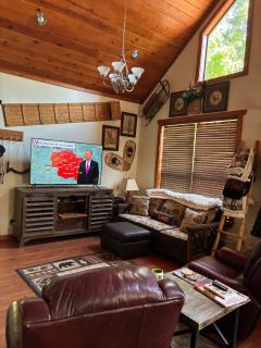 Flanagans Landing, 3 bed 2 bath - 1